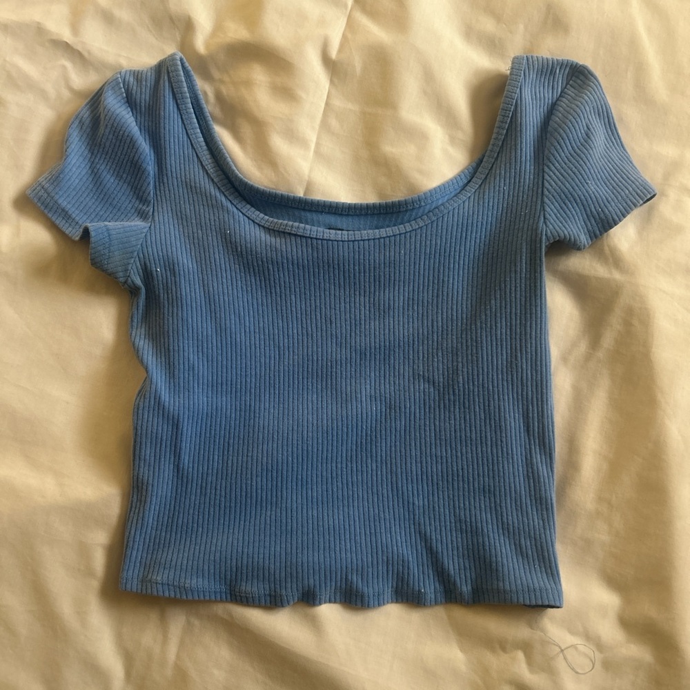 Blue wild table crop